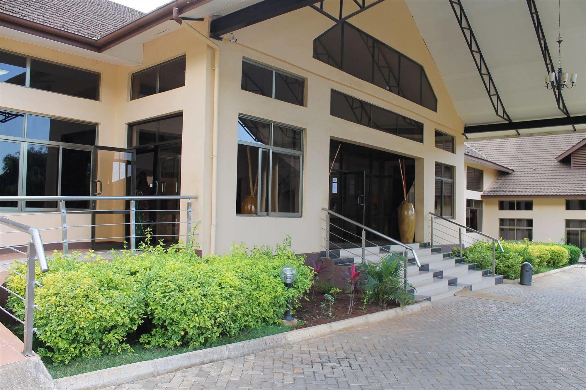 Nashera Hotel Morogoro Bagian luar foto