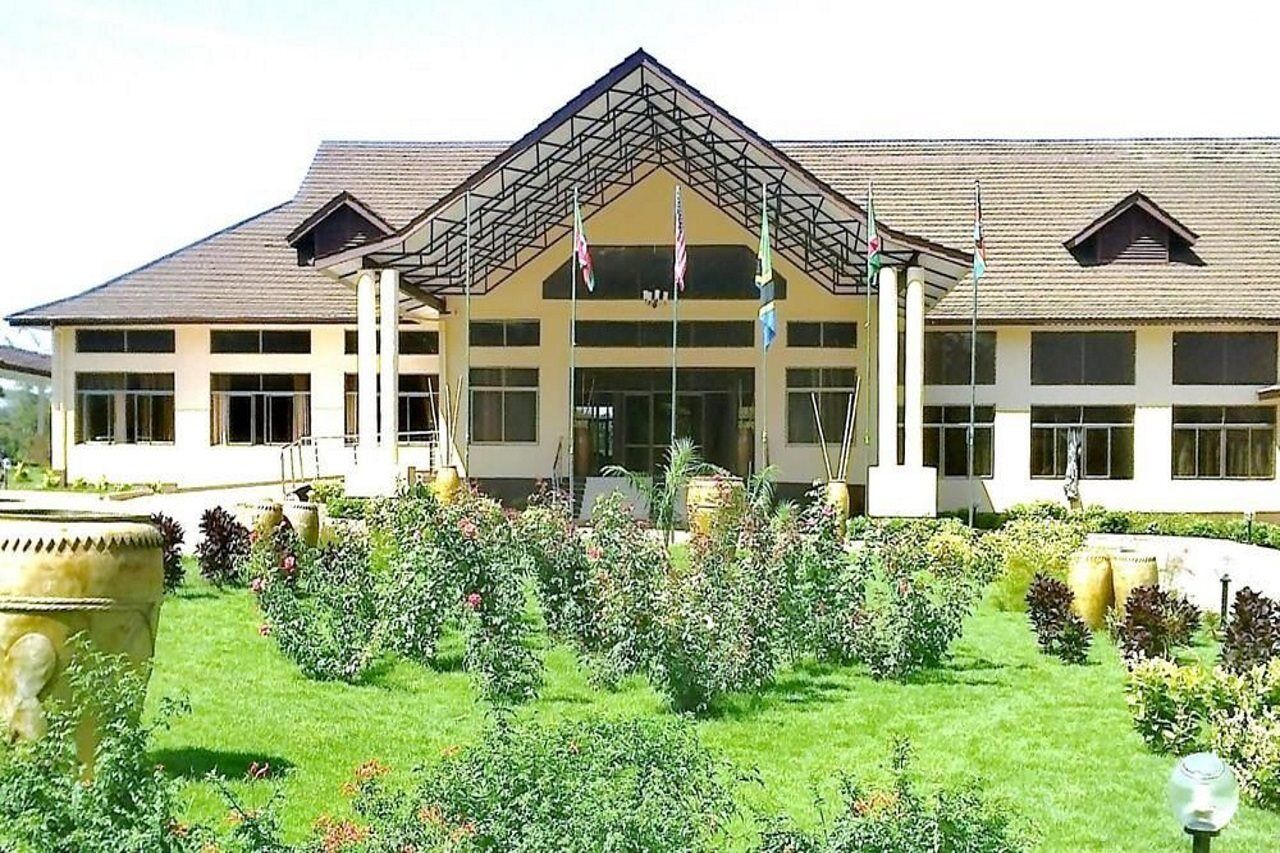 Nashera Hotel Morogoro Bagian luar foto